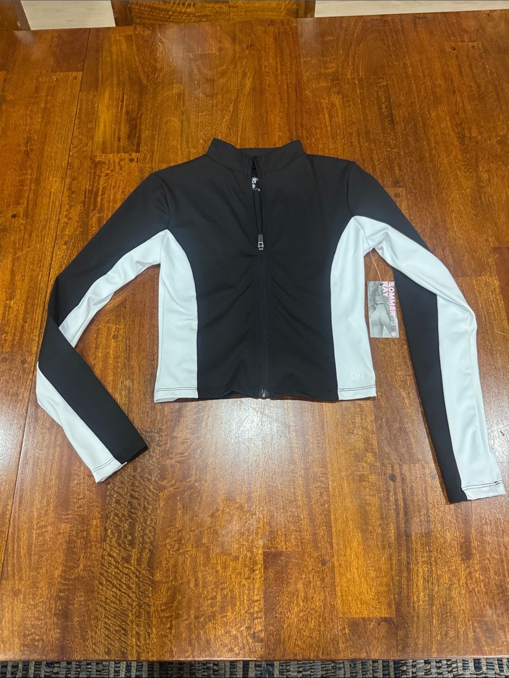 NWT Sommer Ray SMR Zip Up Slightly Cropped Lightweight Athletic Jacket